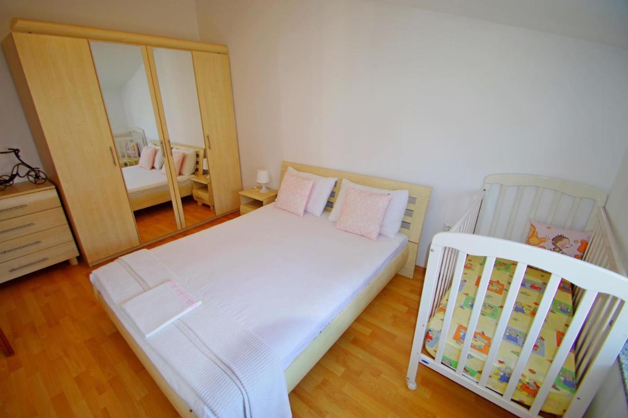 Holiday Apartment Sky, Medulin Bagian luar foto