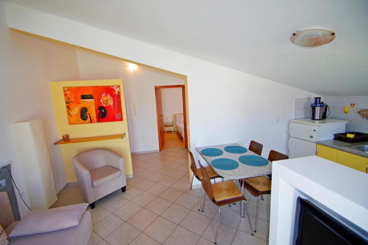 Holiday Apartment Sky, Medulin Bagian luar foto